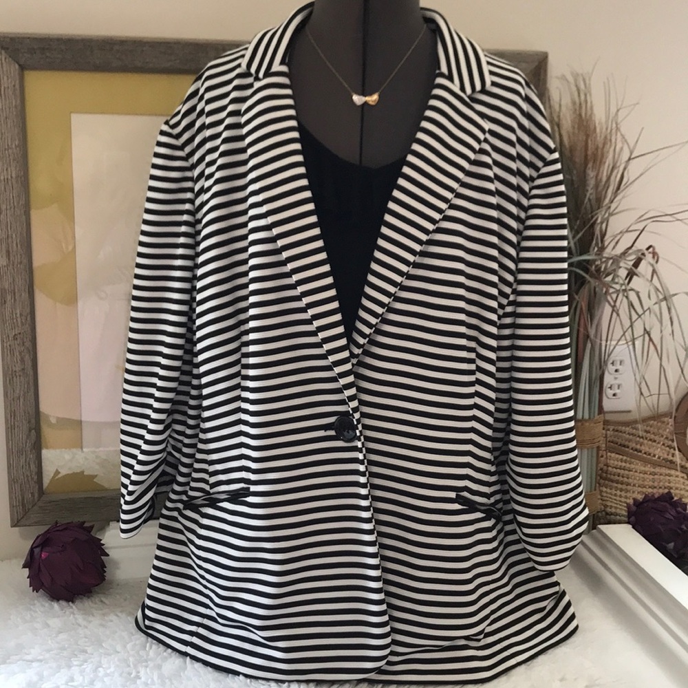 Jones Studio blazer